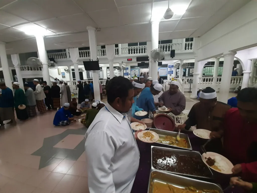 makan malam masjid temerloh jaya